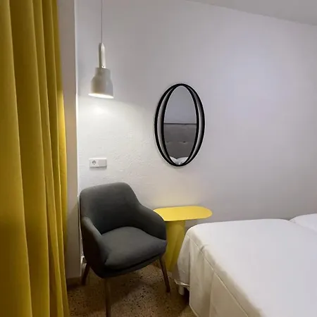 Poniente Playa Apartamento 2*