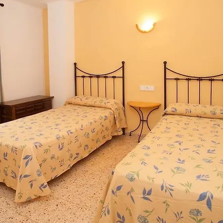 Boutique Poniente Playa San Antonio (Ibiza)