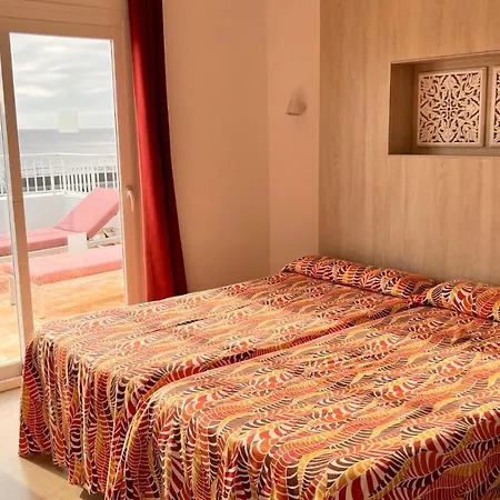 Boutique Poniente Playa San Antonio (Ibiza)