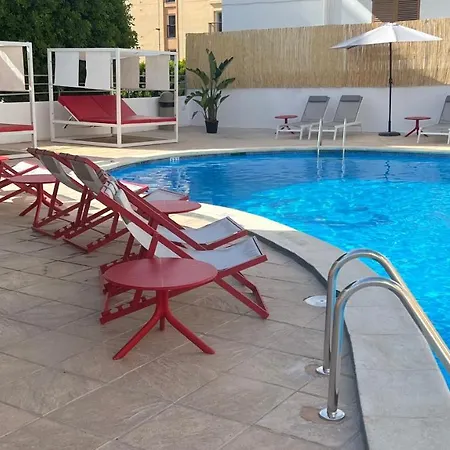 Boutique Poniente Playa