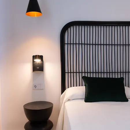 شقة Boutique Poniente Playa سان أنطونيو