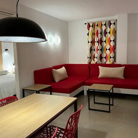 شقة Boutique Poniente Playa سان أنطونيو