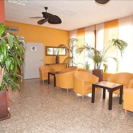 شقة Boutique Poniente Playa سان أنطونيو